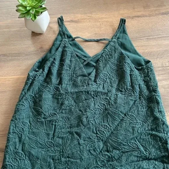 LOFT Tank - Picture 2 of 3